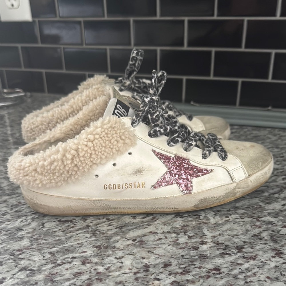 Golden Goose  Cream and Pink Star Sneakers